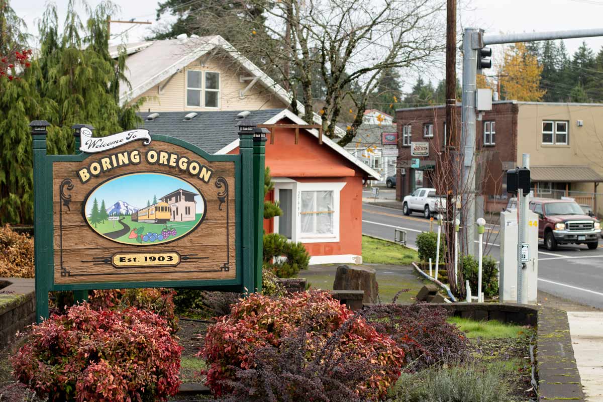 Boring Oregon established sign