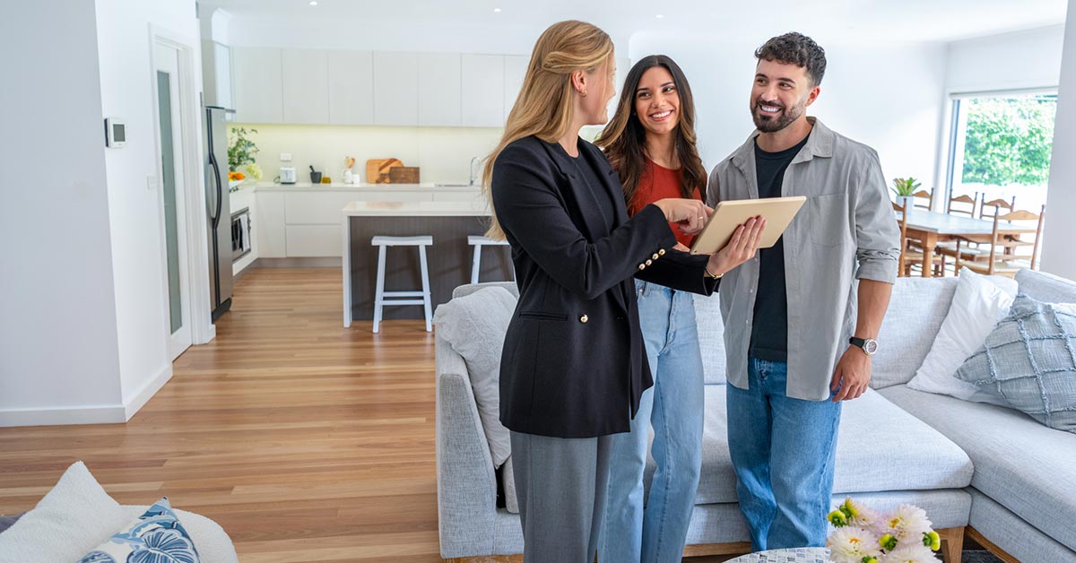 Property manager meeting homeowner
